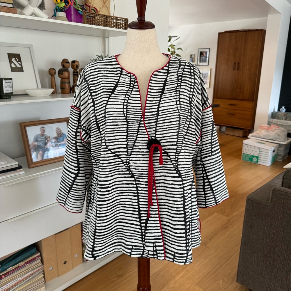 Tie front patterned blazer IC by CONNIE K NWT L